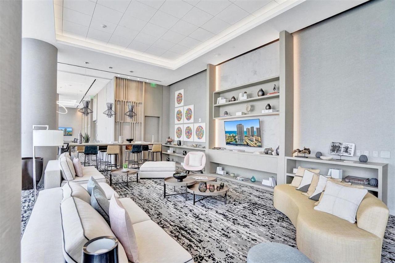 Hyde House - Luxury Waterfront 2Br 2Ba Apartment Suite With Direct Ocean View, Roof Top Pool, Resort Amenities 할리우드 외부 사진